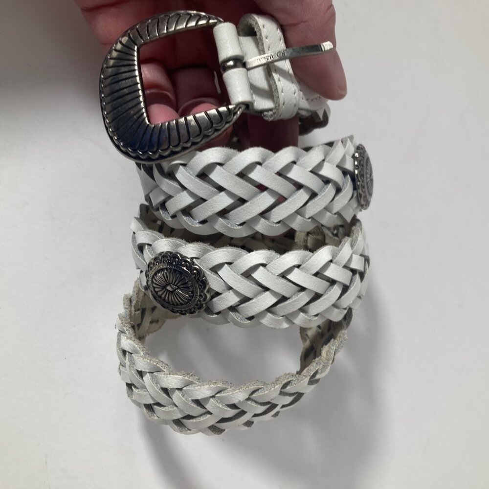 Womens Braided Leather Belt Conch Medallions White Silver S‎ Flaw